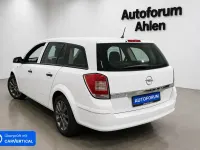 Gebraucht Opel Astra 90 PS (66 kW) 2010 Weiß Limousine