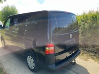 Gebraucht VW T5 131 PS (96 kW) 2004 Schwarz Van