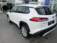Gebraucht Toyota Corolla Cross Active 197 PS (144 kW) 2024 Weiß SUV