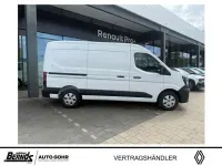 Neu Renault Master 150 PS (110 kW) 2026 Mineralweiß Van / Kleinbus