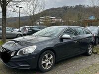 Gebraucht Volvo V60 R-Design 114 PS (83 kW) 2011 Grau Kombi