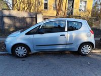 Second-hand Mitsubishi Colt Inform 75 CP (55 kW) 2006 Argintiu Berlinǎ