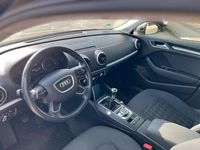 Gebraucht Audi A3 Attraction 184 PS (135 kW) 2014 Braun Limousine