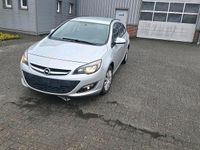 Gebraucht Opel Astra 110 PS (80 kW) 2013 Silber Kombi