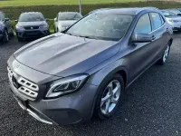 Gebraucht Mercedes GLA220 Urban 170 PS (125 kW) 2018 Grau SUV
