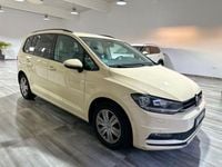 Gebraucht VW Touran 116 PS (85 kW) 2019 Beige Van / Kleinbus