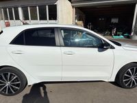 Gebraucht Kia Rio DREAM-TEAM Edition 101 PS (74 kW) 2018 Weiß Limousine