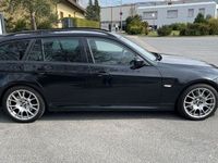 gebraucht BMW 325 i xDrive -M Paket - AHK - SZH - NAVI