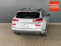 Neu Hyundai i30 Comfort 101 PS (74 kW) 2025 Shimmering silver Kombi