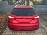 Gebraucht Ford Mondeo Titanium 160 PS (117 kW) 2015 Rot Kombi