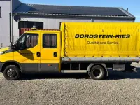 Second-hand Iveco Daily 179 CP (131 kW) 2017 Galben Berlinǎ