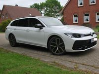 Gebraucht VW Passat R-line 150 PS (110 kW) 2024 Weiß Kombi