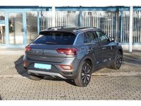 Gebraucht VW T-Roc Move 150 PS (110 kW) 2024 Grau SUV