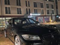 Gebraucht BMW 330 245 PS (180 kW) 2009 Schwarz Limousine