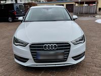 Gebraucht Audi A3 Sportback 150 PS (110 kW) 2016 Weiß Kleinwagen