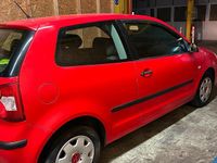 Gebraucht VW Polo 64 PS (47 kW) 2002 Rot Kleinwagen
