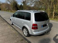Gebraucht VW Touran Highline 105 PS (77 kW) 2003 Silber Van / Kleinbus