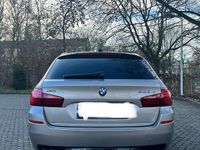 Second-hand BMW 525 218 CP (160 kW) 2014 Andere farben Break