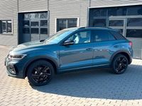 Neu VW T-Roc R-line 150 PS (110 kW) 2026 Blau SUV