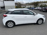 Gebraucht Hyundai i20 75 PS (55 kW) 2018 Weiß Limousine