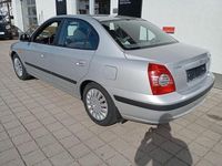 Gebraucht Hyundai Elantra GLS 105 PS (77 kW) 2004 Silber Limousine