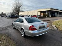 Gebraucht Mercedes E500 306 PS (225 kW) 2004 Silber Limousine