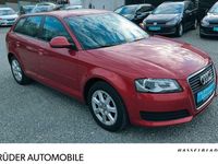 Gebraucht Audi A3 Ambiente 125 PS (91 kW) 2009 Rot Kleinwagen