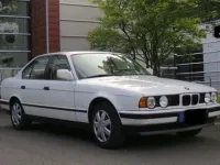 Gebraucht BMW 520 150 PS (110 kW) 1990 Weiß Limousine