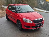 Gebraucht Skoda Fabia 60 PS (44 kW) 2013 Rot Kleinwagen