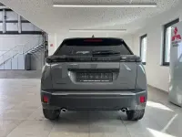 Neu Peugeot 2008 Allure 145 PS (106 kW) 2026 Artense grau = silber SUV