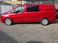 Gebraucht Mercedes Vito 237 PS (174 kW) 2022 Rot Van