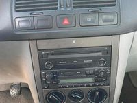 Second-hand VW Bora 101 CP (74 kW) 1999 Verde Berlinǎ