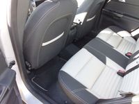 Gebraucht Volvo V50 R-Design Pro 114 PS (83 kW) 2012 Silber metallic Kombi