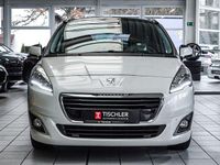 Gebraucht Peugeot 5008 Allure 150 PS (110 kW) 2016 Weiß Van / Kleinbus