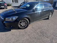 Gebraucht Mercedes CLA200 136 PS (100 kW) 2015 Schwarz Limousine