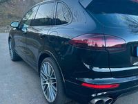 Gebraucht Porsche Cayenne S E-Hybrid 333 PS (244 kW) 2016 Schwarz SUV