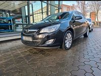 Gebraucht Opel Astra 180 PS (132 kW) 2011 Limousine