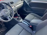 Gebraucht VW Golf VI 105 PS (77 kW) 2009 Blau Kleinwagen