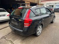 gebraucht Kia Ceed 1.4 CVVT Vision Sporty Wagon Modell 2011