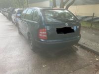 Gebraucht Skoda Fabia 101 PS (74 kW) 2002 Grün Limousine