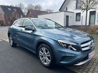 Gebraucht Mercedes GLA200 136 PS (100 kW) 2015 Blau SUV