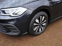 Gebraucht VW Polo Move 95 PS (69 kW) 2024 Deep black perleffekt Kleinwagen