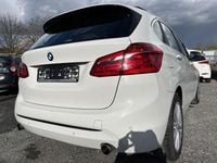 Gebraucht BMW 220 190 PS (139 kW) 2016 Weiß Van / Kleinbus