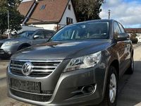 Gebraucht VW Tiguan 110 PS (80 kW) 2011 Grau SUV
