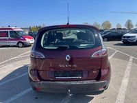 Gebraucht Renault Scénic III Initiale Paris 116 PS (85 kW) 2014 Rot Van / Kleinbus