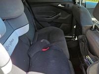 Second-hand Ford Focus 125 CP (91 kW) 2016 Albastru Berlinǎ