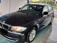 Gebraucht BMW 116 Advantage 122 PS (89 kW) 2010 Schwarz Kleinwagen