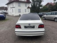 Gebraucht BMW 523 170 PS (125 kW) 1997 Weiß Limousine