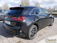 Neu Kia Ceed 99 PS (72 kW) 2025 Schwarz Kleinwagen