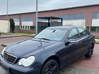 Gebraucht Mercedes C180 129 PS (94 kW) 2001 Blau Limousine